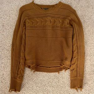 Beautiful pre-loved American Eagle (AE Studios) sweater. Slightly cropped, XS.
